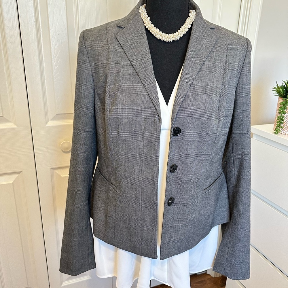 Ann Taylor Gray Plaid Blazer Size 6 Career Office Classic